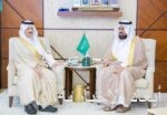 سمو ولي العهد يستقبل نائب رئيس دولة فلسطين
