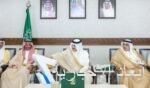 أمير المنطقة الشرقية يستقبل وزير الصناعة والثروة المعدنية