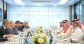 وزير الصناعة والثروة المعدنية يبحث تعزيز التعاون التعديني مع جمهورية البيرو