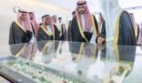 نائب أمير المنطقة الشرقية يطّلع على مركز عبداللطيف الفوزان للتوحد