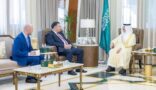 أمير المنطقة الشرقية يستقبل سفير جمهورية جورجيا لدى المملكة