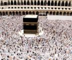 إمام الحرم المكي يحذر من مخاطر “الشائعات” على تماسك الأمة