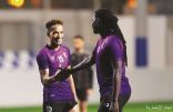 الهلال يطرح تذاكر النهائي.. والدوليون يشعلون التدريبات