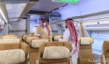 أمير المدينة المنورة يشهد استئناف رحلات قطار الحرمين .. ويؤكد أهمية الإلتزام بالإجراءات الإحترازية والوقائية