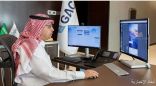 رئيس الطيران المدني يدشن بوابة إلكترونية لخدمة المسافرين
