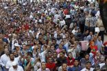 قتيل وعشرات المصابين في اشتباكات بين مؤيدي مرسي وقوات الأمن بمصر