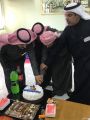 ثانوية الخفجي تحتفل بطالبها المتعافي من السرطان