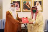 نيابة عن سمو وزير الخارجية.. نائب وزير الخارجية يتسلم نسخة من أوراق اعتماد سفير دولة الإمارات العربية المتحدة المعيّن لدى المملكة