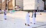 ساحات المسجد الحرام تنظم دخول المعتمرين والمصلين عبر (١٥) مسارًا
