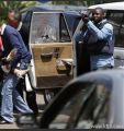 مسلحون يقتحمون مركزا للتسوق في نيروبي ومقتل 25 على الاقل