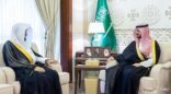 نائب أمير الشرقية يستقبل رئيس المحكمة العامة بالقطيف