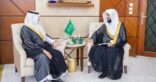أمير المنطقة الشرقية يستقبل رئيس المحكمة العامة بالقطيف