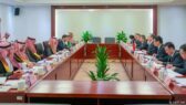 وزير الصناعة والثروة المعدنية يبحث مع نظيره الصيني تعزيز التعاون في الصناعات المتقدمة