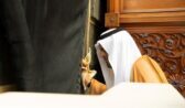 نيابة عن خادم الحرمين الشريفين.. نائب أمير منطقة مكة المكرمة يتشرف بغسل الكعبة المشرفة