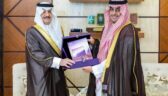 أمير الشرقية يستقبل مدير الإقليم الشرقي للمناطق بشركة “stc”