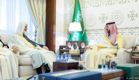 نائب أمير الشرقية يستقبل رئيس مجلس إدارة جمعية “رعاية” لتيسير الزواج ورعاية الأسرة بالأحساء