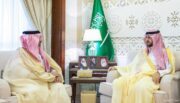 نائب أمير الشرقية يستقبل مدير عام فرع وزارة الصحة بمناسبة تعيينه