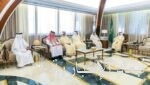 أمير المنطقة الشرقية يتسلّم جائزة الملك عبدالعزيز للجودة من أمانة المنطقة ويطّلع على مشاريعها نحو التميز المؤسسي