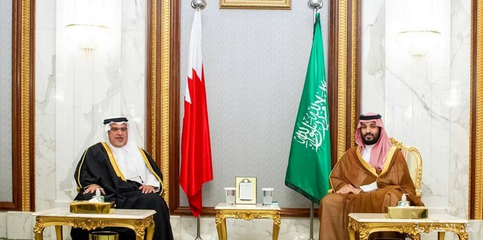 الأمير محمد بن سلمان يستقبل ولي العهد البحريني