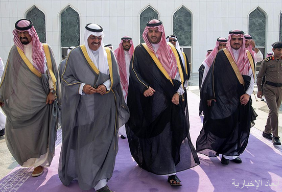 رئيس مجلس الوزراء بدولة الكويت يغادر جدة