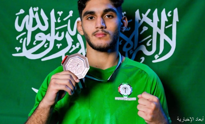 عبدالإله عالم